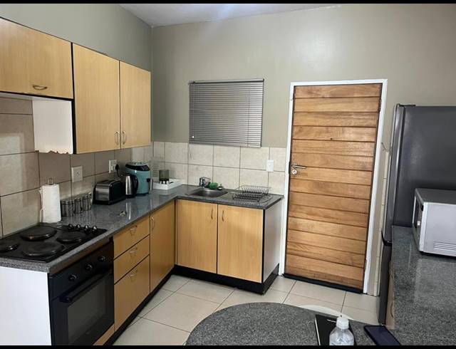1 BEDROOM APARTMENT FOR SALE IN AUCKLAND PARK